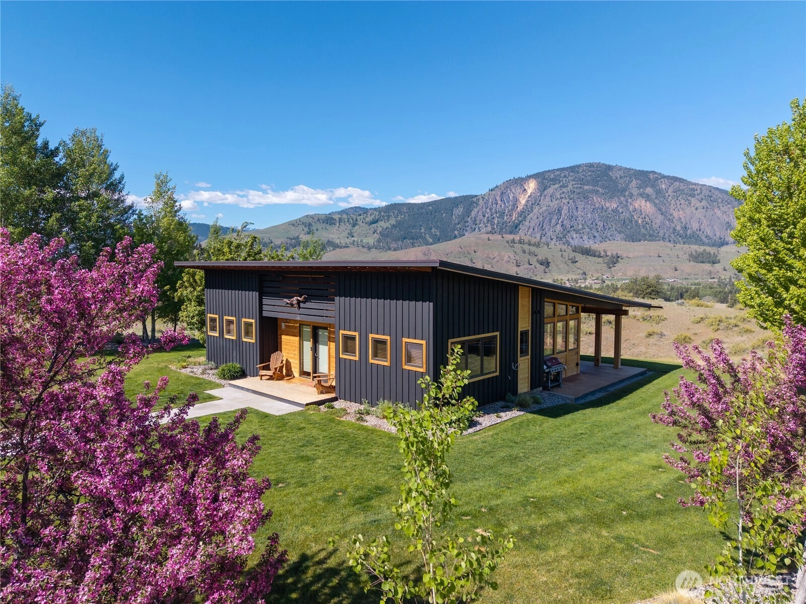 48 Thurlow Rd Twisp WA 98856