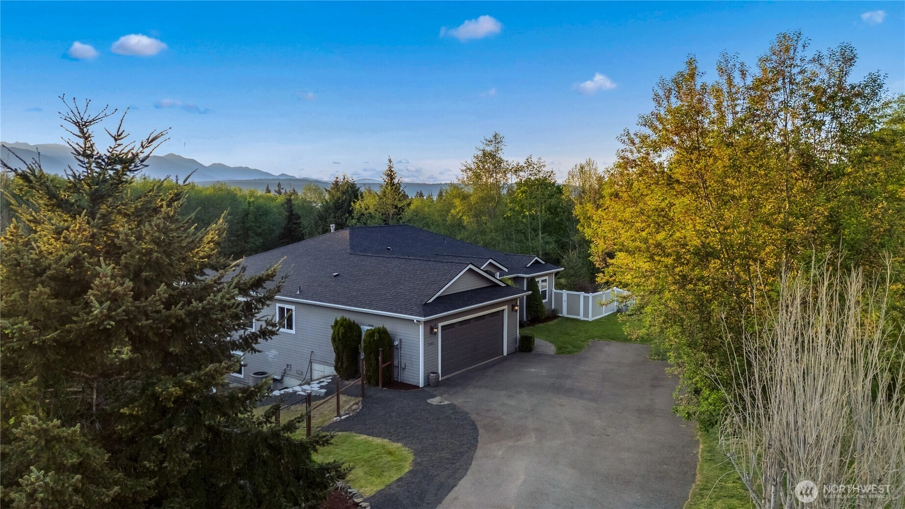7622 NW Lenox Ln Silverdale WA 98383