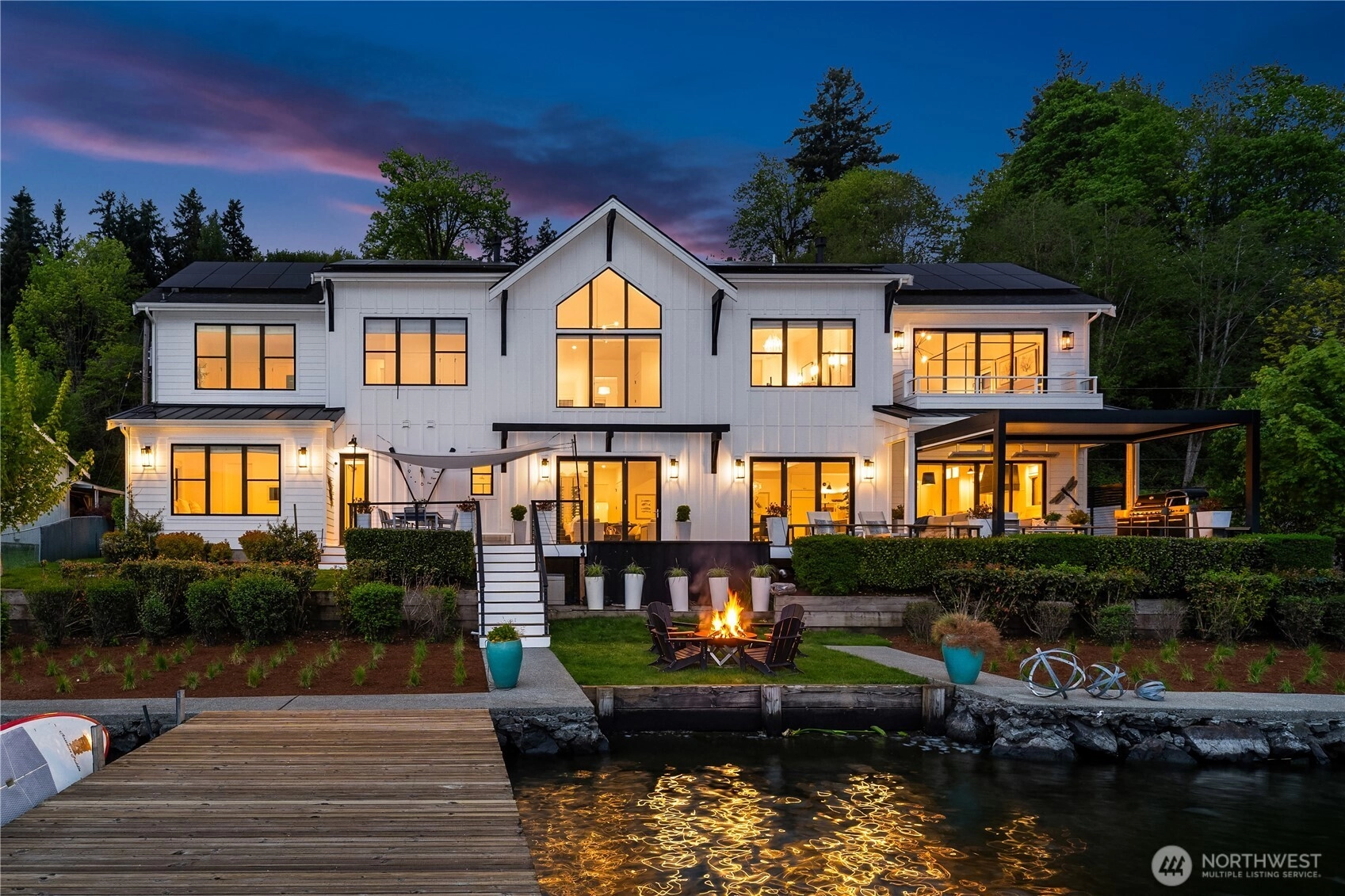 4233 E Lake Sammamish Shore Ln SE Sammamish WA 98075