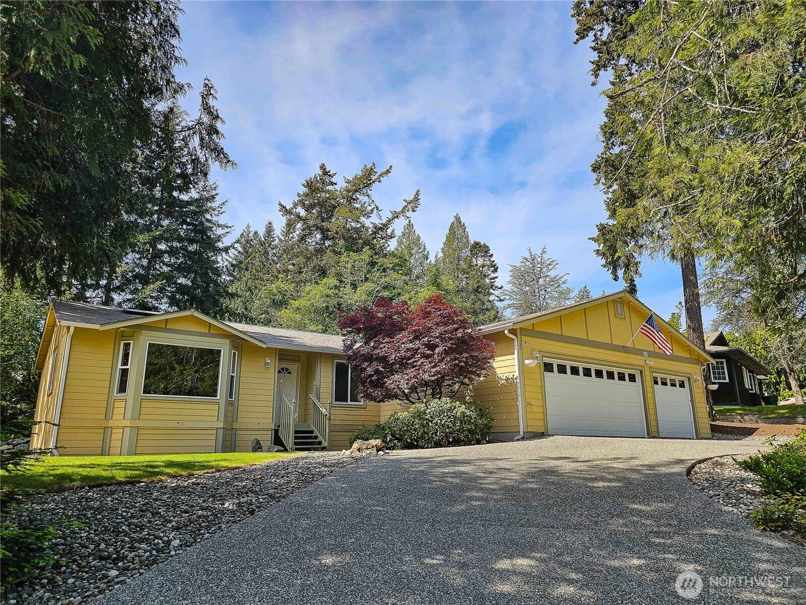 325 Snohomish Dr La Conner WA 98257