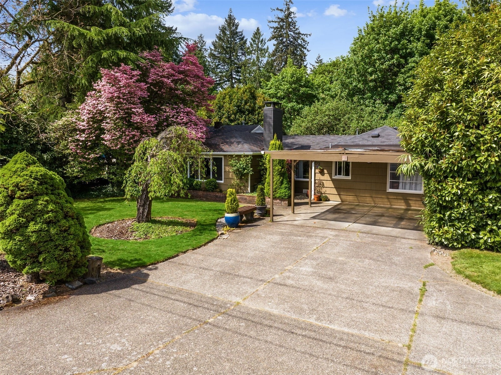 1213 Boulevard Rd NE Olympia WA 98501