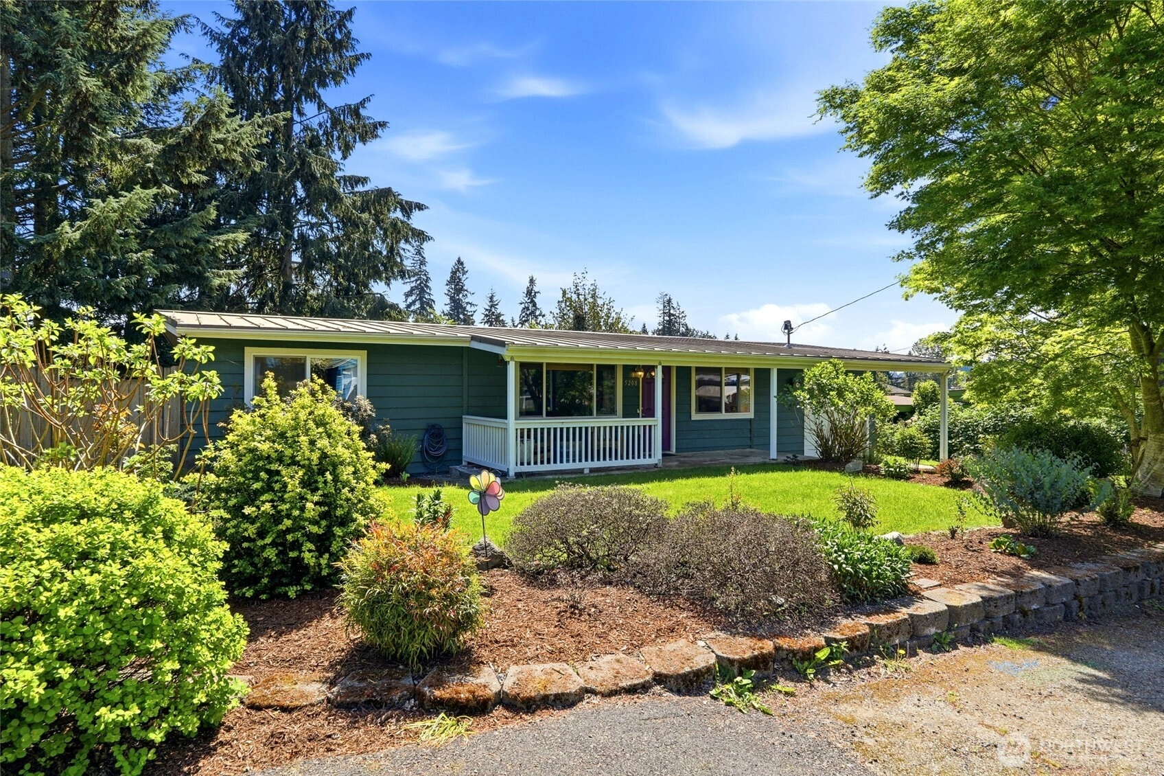 5208 191st St SW Lynnwood WA 98036