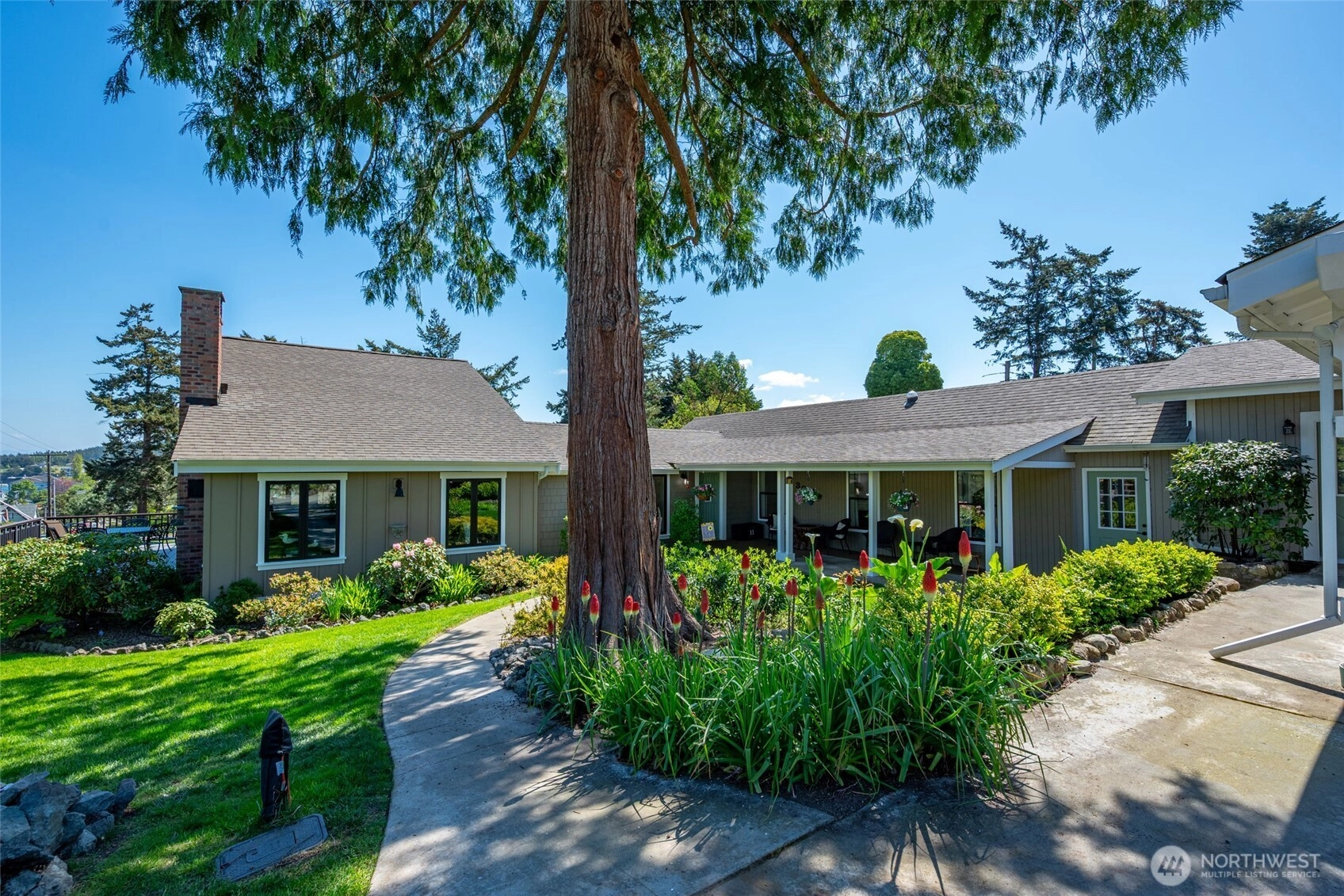 305 NW Coveland St Coupeville WA 98239