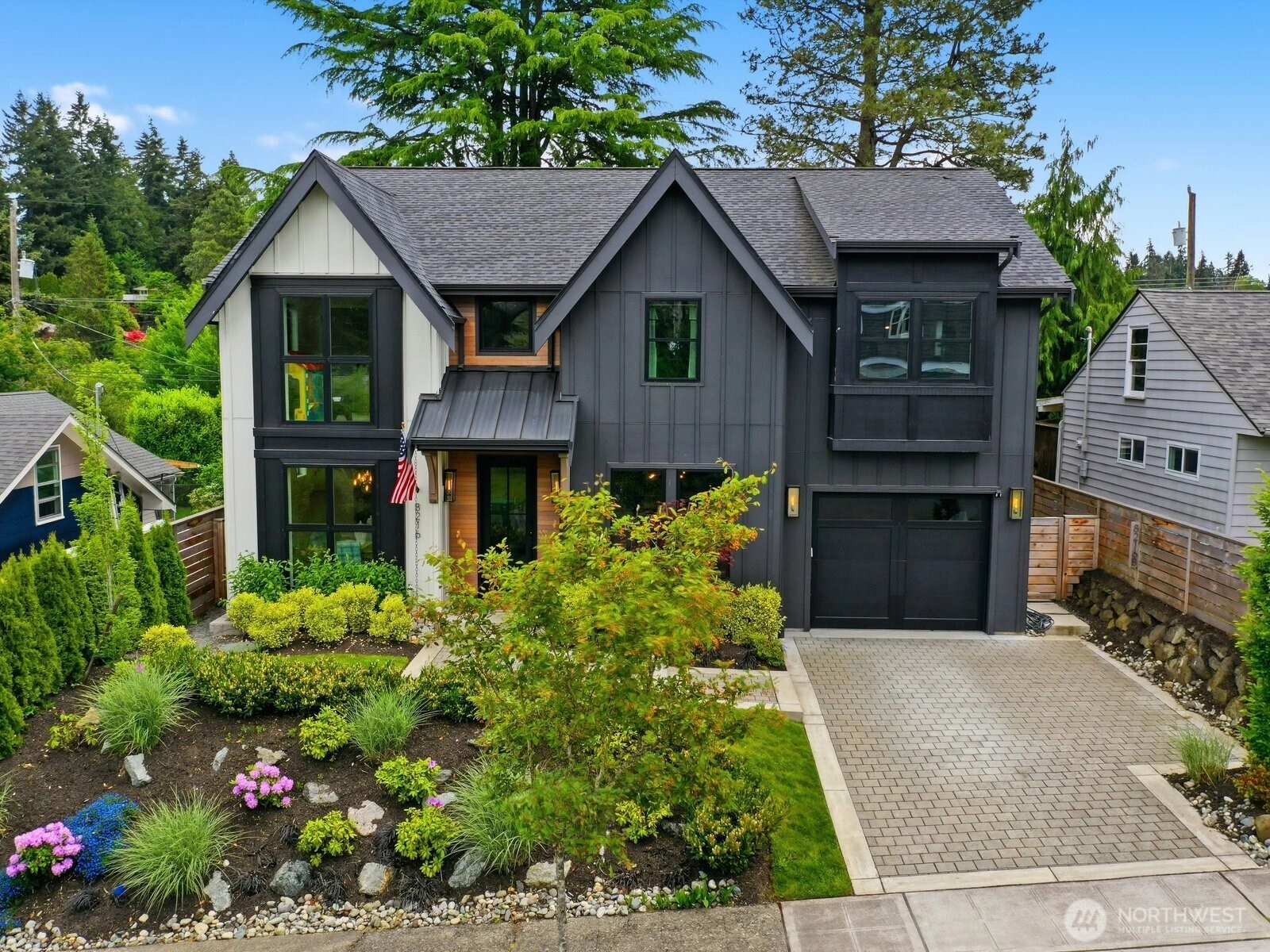 8216 23rd Ave NE Unit  Seattle WA 98115