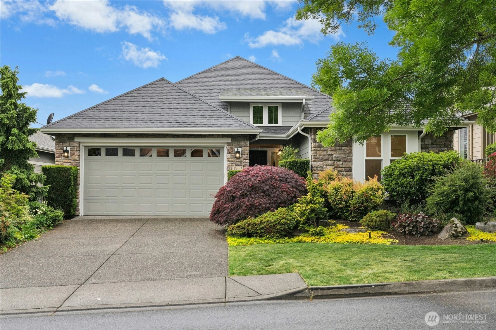 13443 Mahonia Pl NE Redmond WA 98053