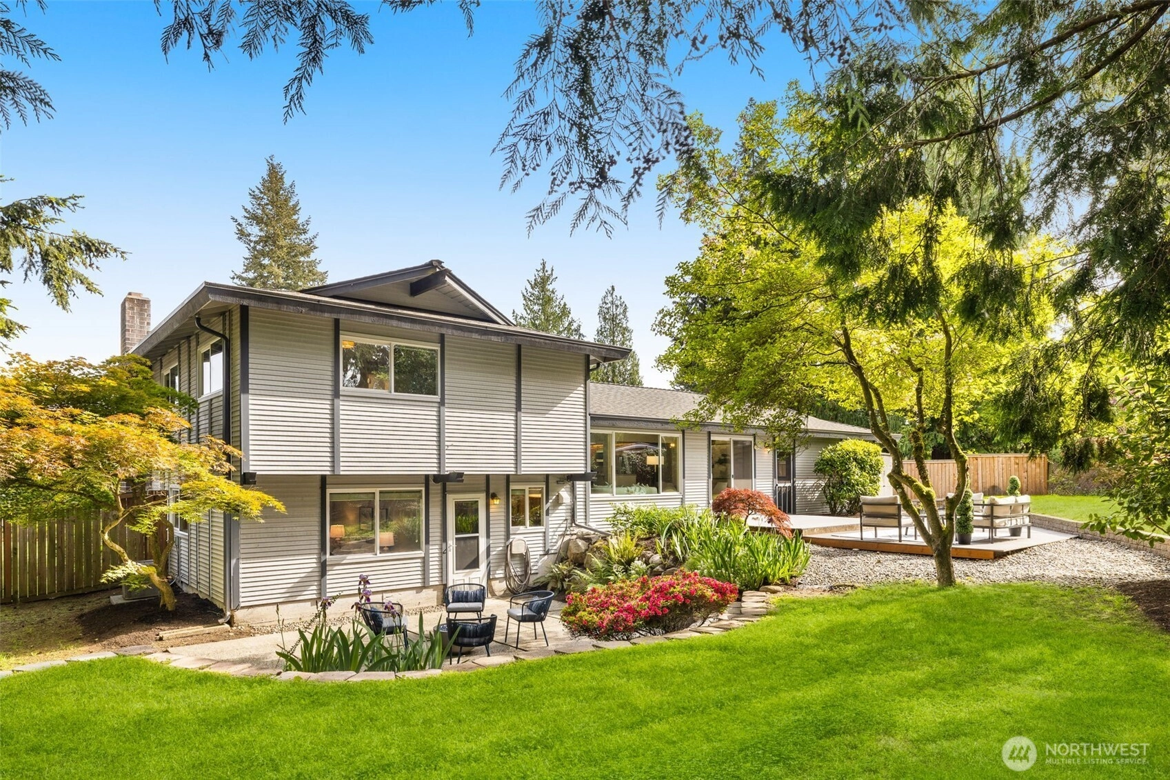 12532 SE 70th St Unit  Newcastle WA 98056