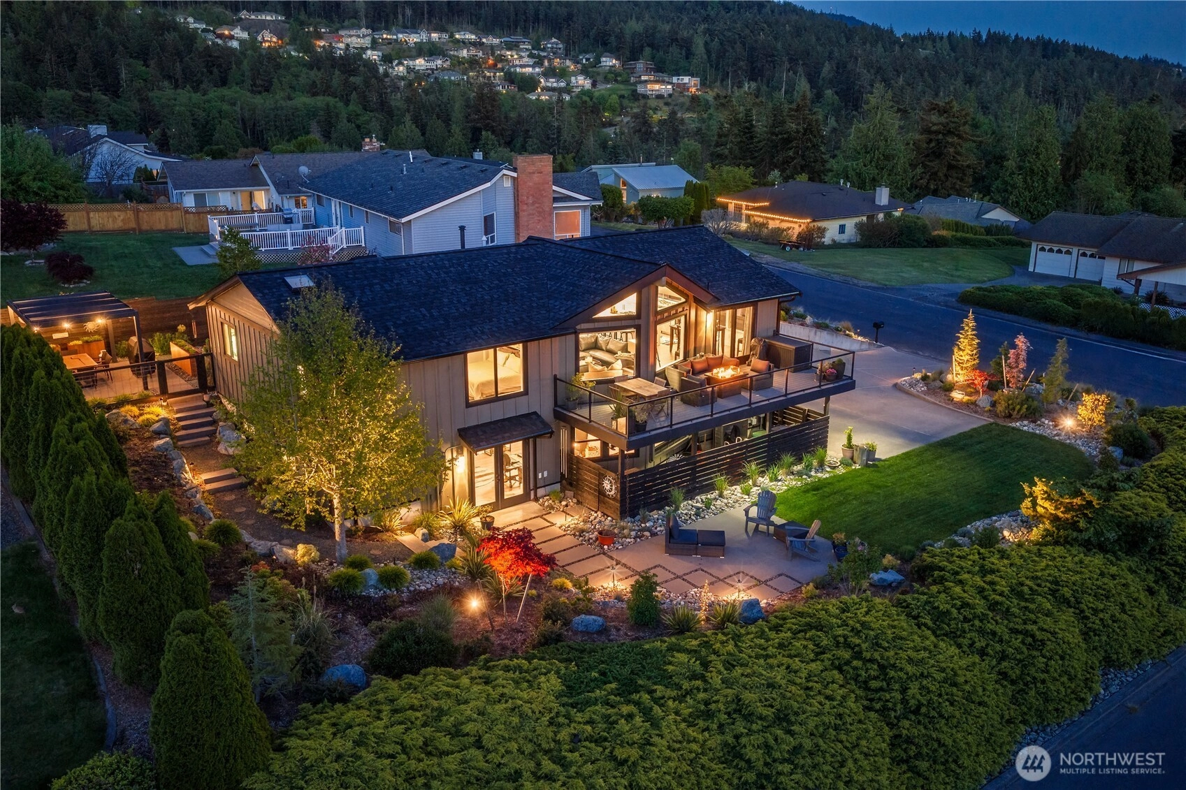 4708 Queen Ann Way Anacortes WA 98221