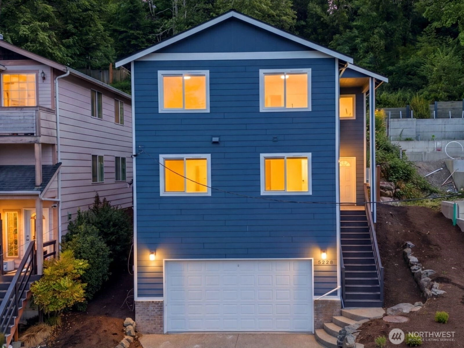 5228 23rd Ave SW Seattle WA 98106