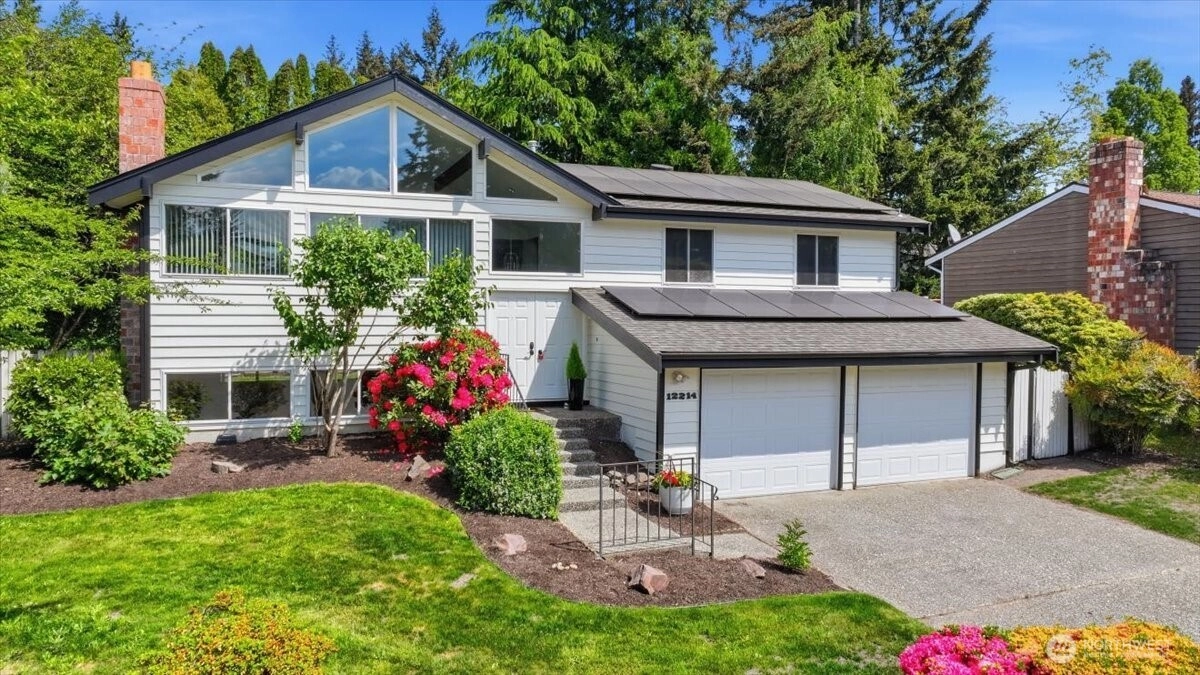 12214 NE 138th Pl Unit  Kirkland WA 98034