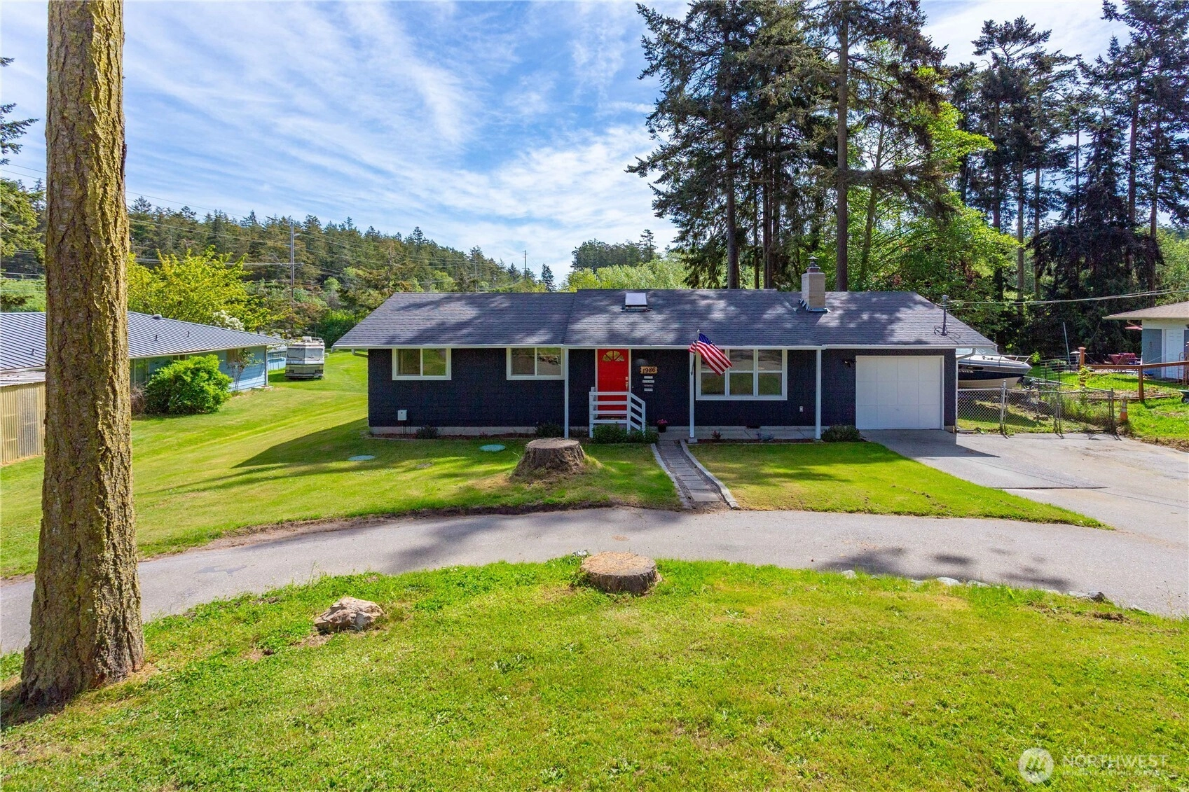 1986 Peacock Ln Oak Harbor WA 98277