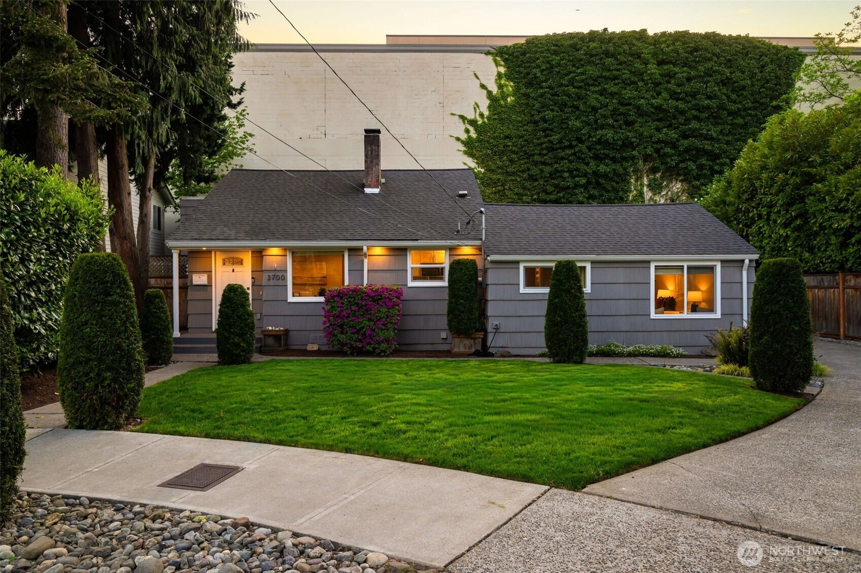 3700 NE 74th Pl Seattle WA 98115