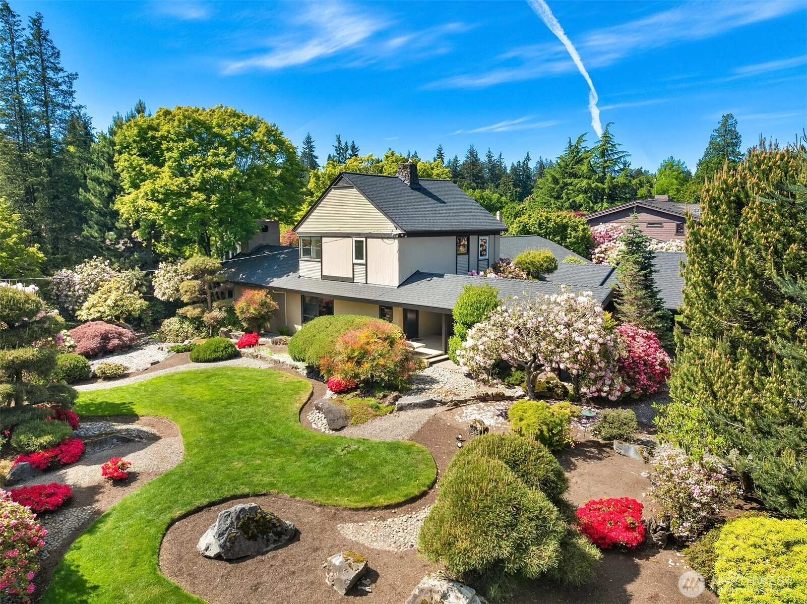 7720 NE 8th St Medina WA 98039