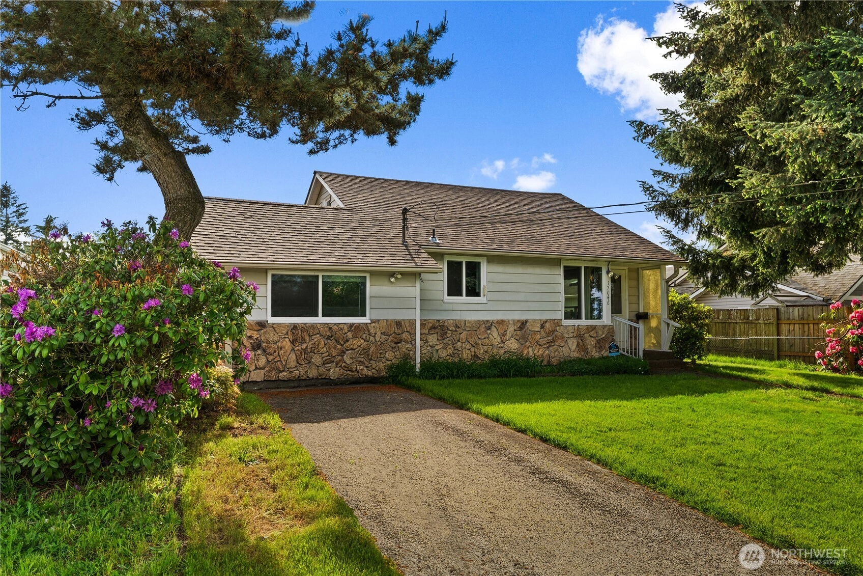17046 34th Ave S Unit  SeaTac WA 98188