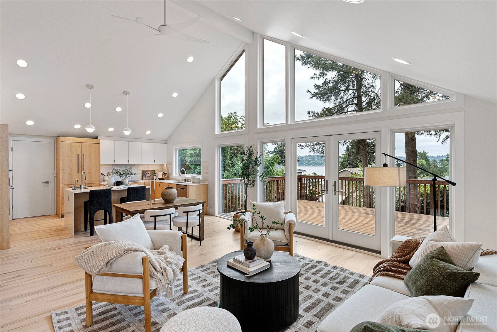 4020 47th Ave S Seattle WA 98118