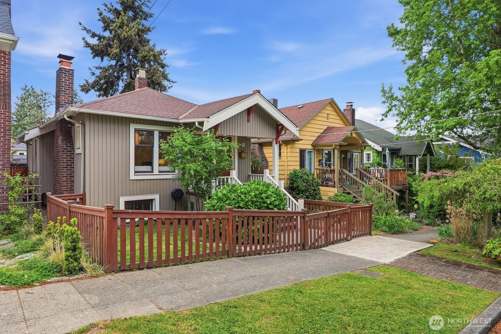 924 N 75th St Seattle WA 98103