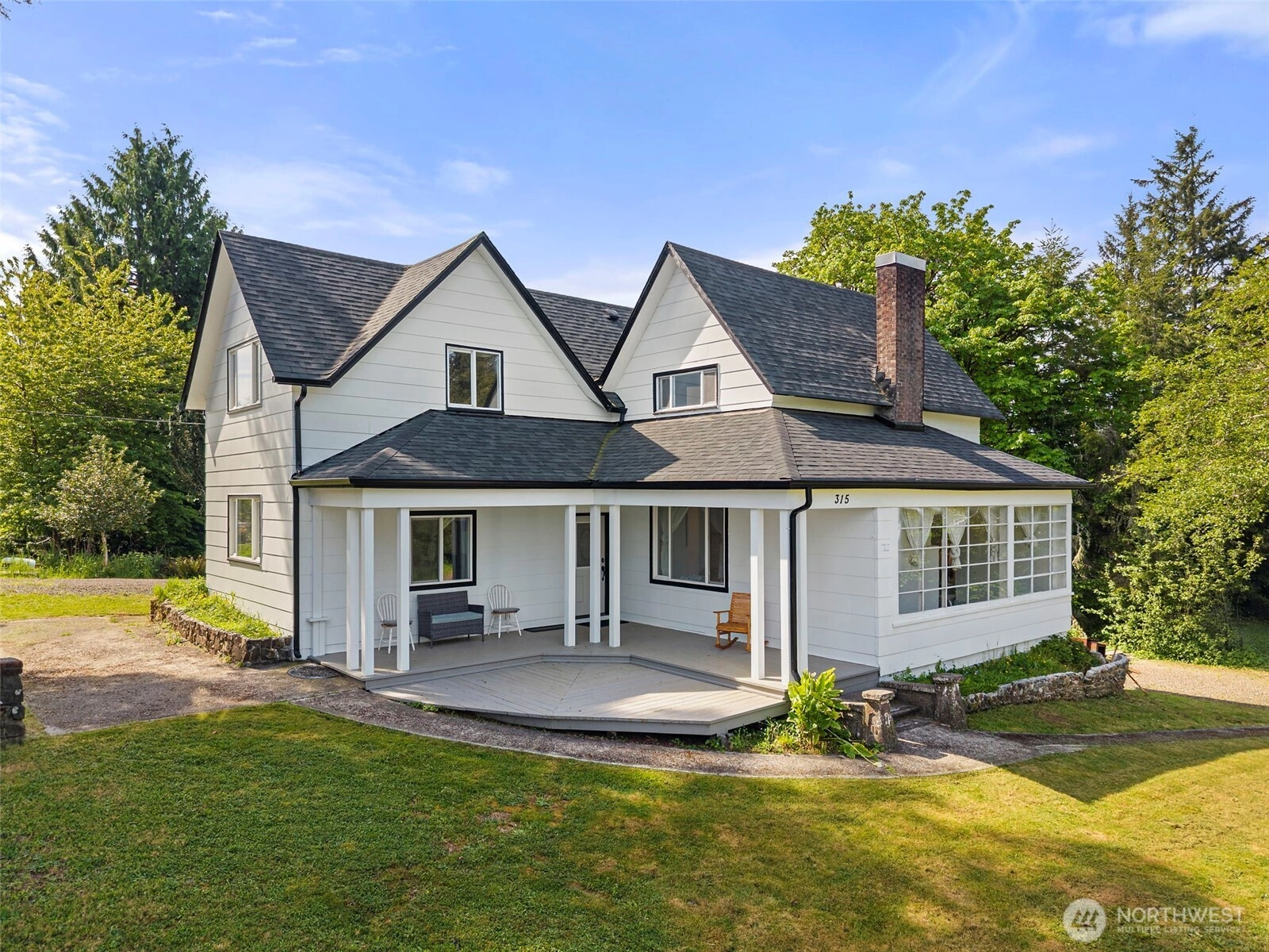 315 Pine St South Bend WA 98586