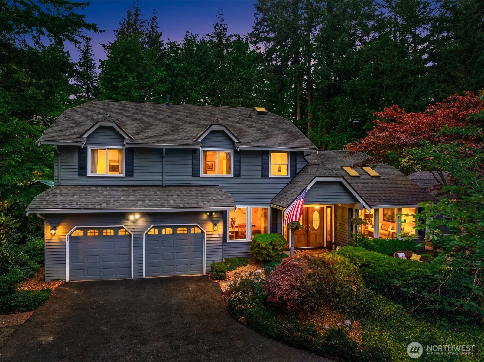 21422 SE 37th St Unit  Sammamish WA 98075