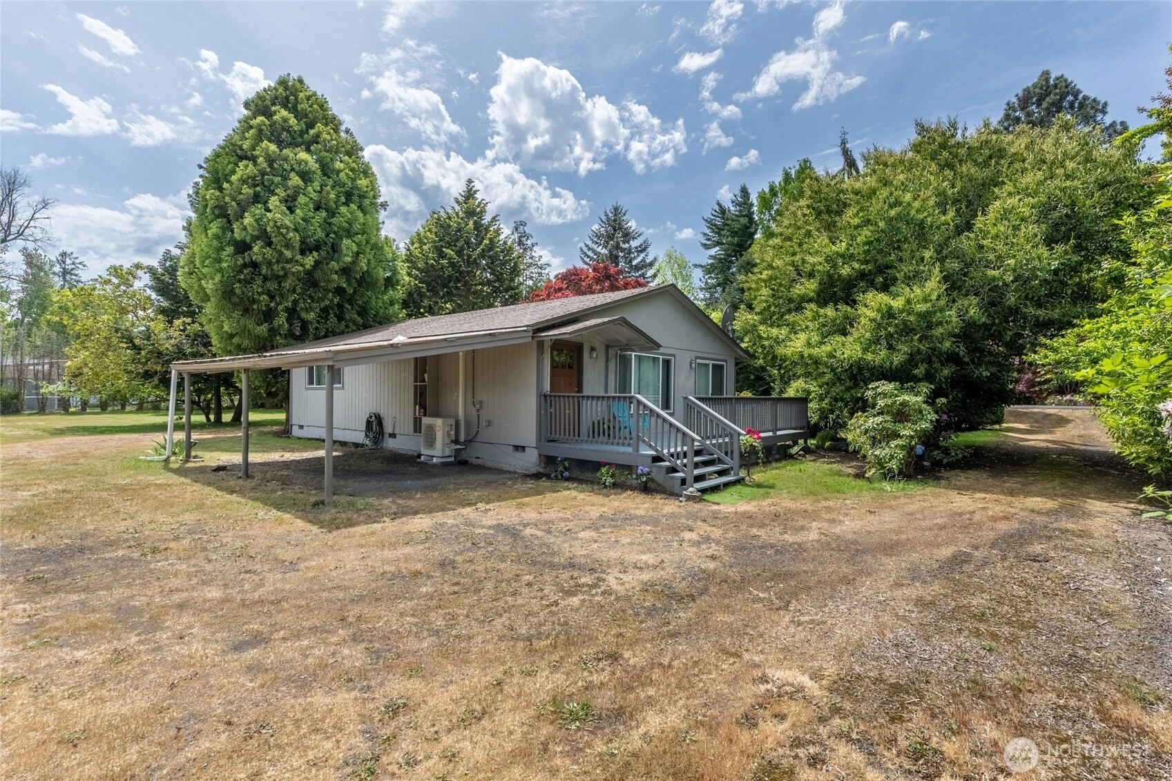 369 E Birnie Slough Rd Cathlamet WA 98612