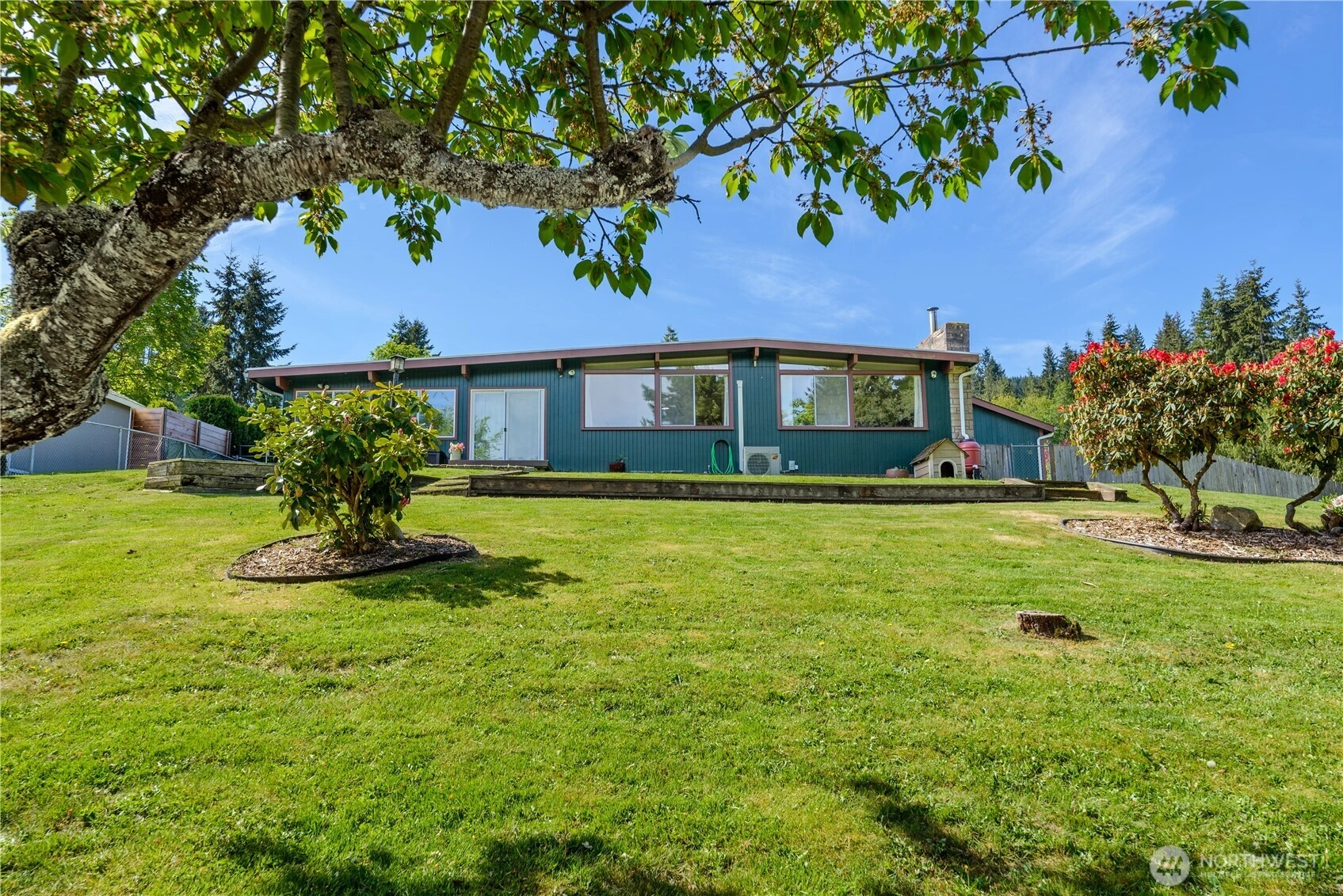 207 E Elderberry Ln Port Angeles WA 98362