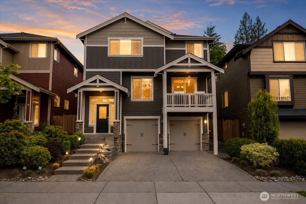 20704 2nd Ave W Lynnwood WA 98036