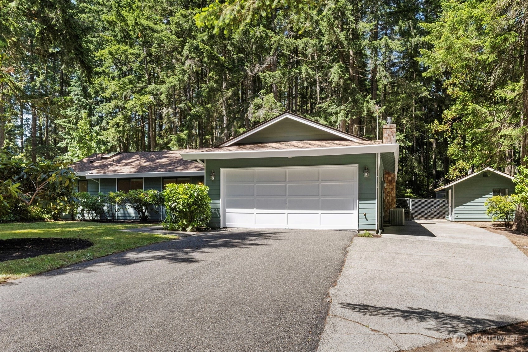 1740 NW Marmot Cir Unit  Silverdale WA 98383