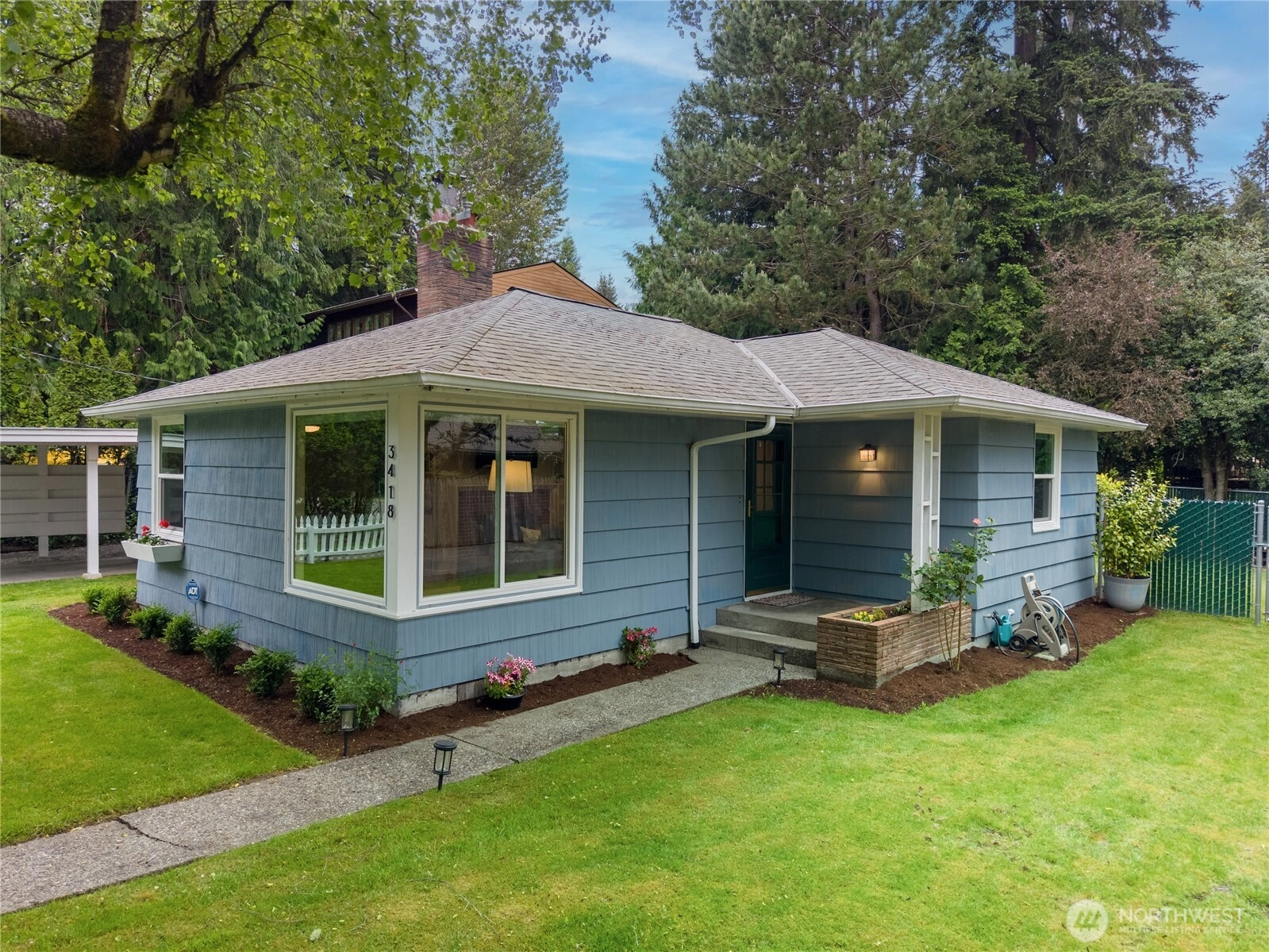 3418 NE 156th St Lake Forest Park WA 98155