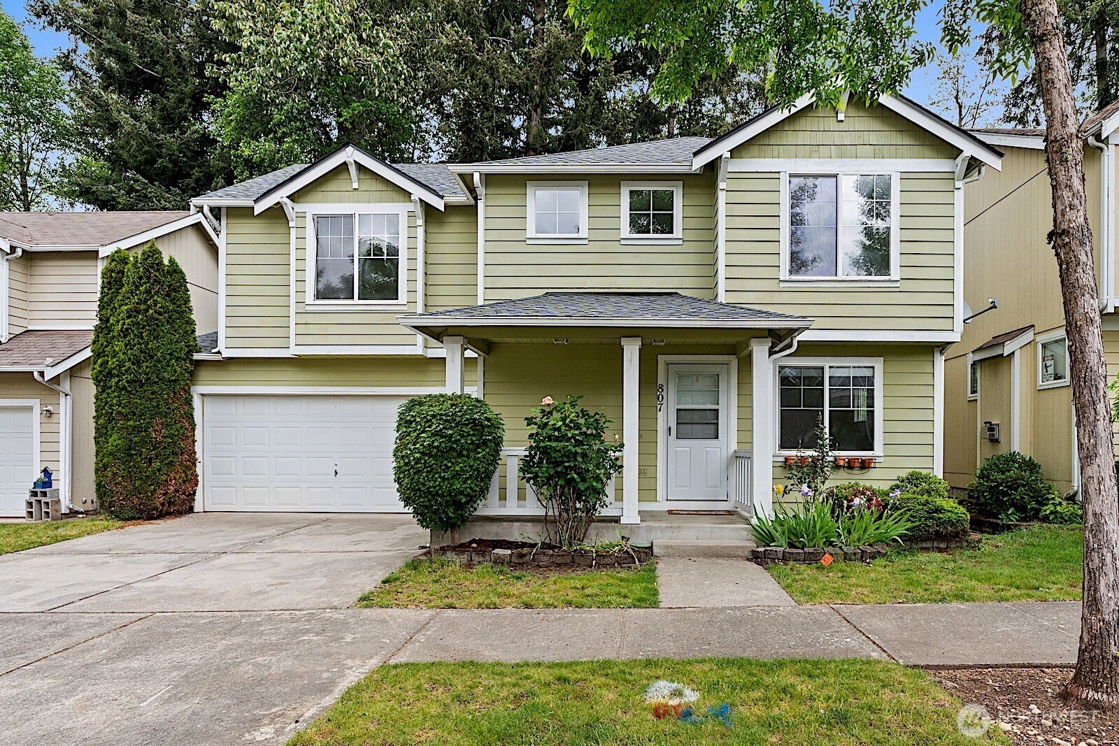 807 29th Ave SE Puyallup WA 98374