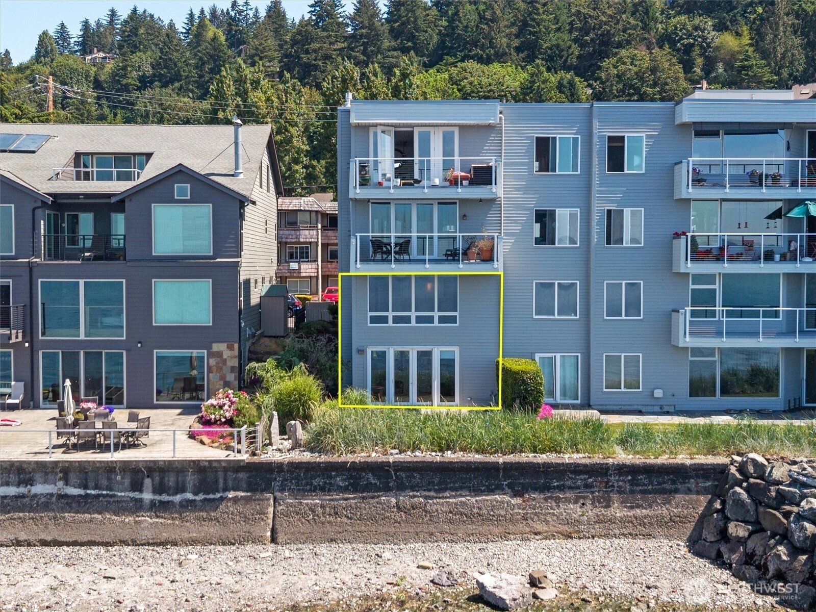 4163 Beach Dr SW Unit 102 Seattle WA 98116