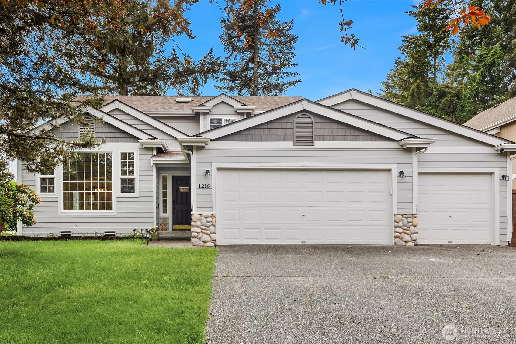 1216 200th Ave E Lake Tapps WA 98391