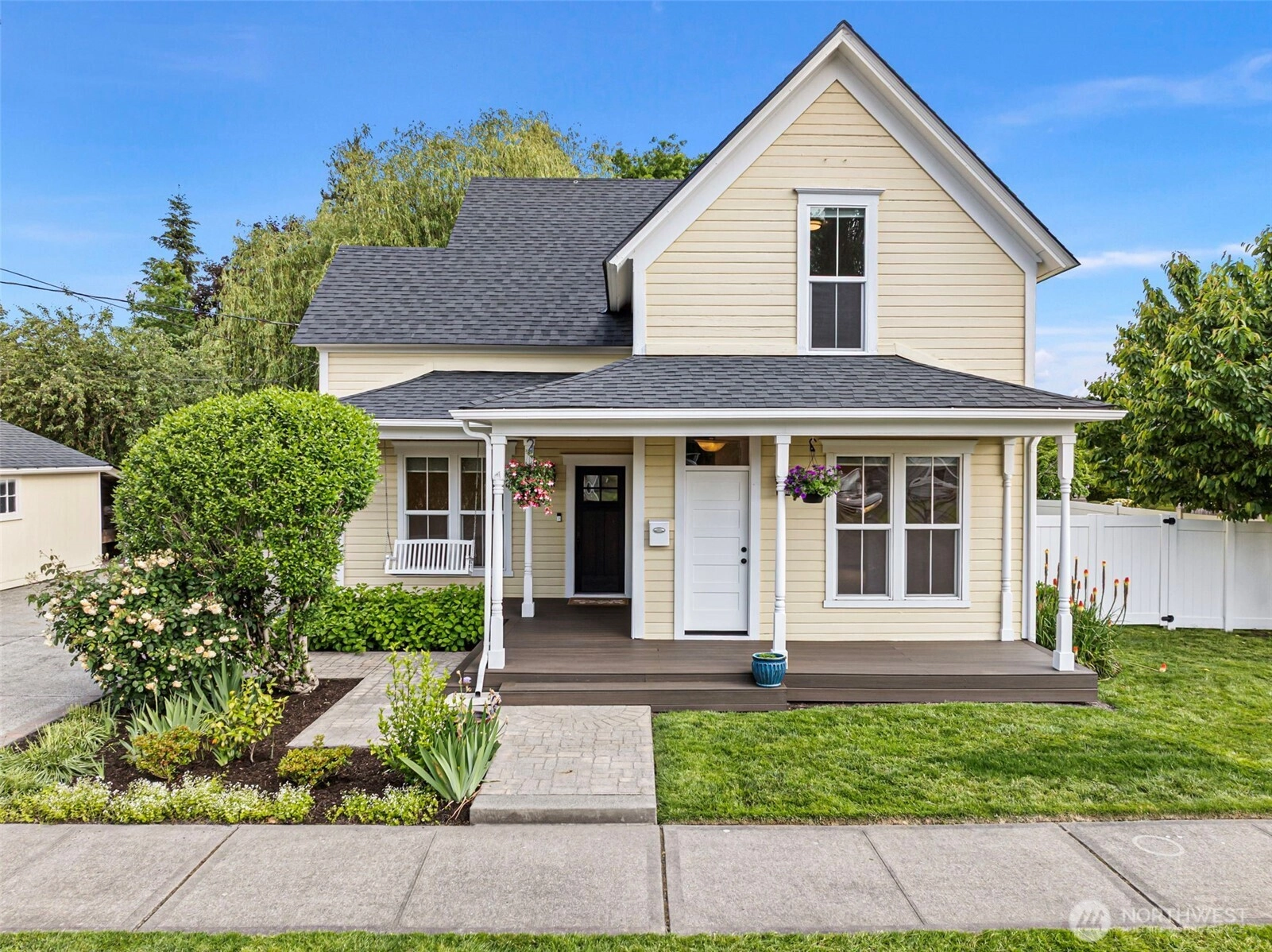 1515 Everett St Sumner WA 98390