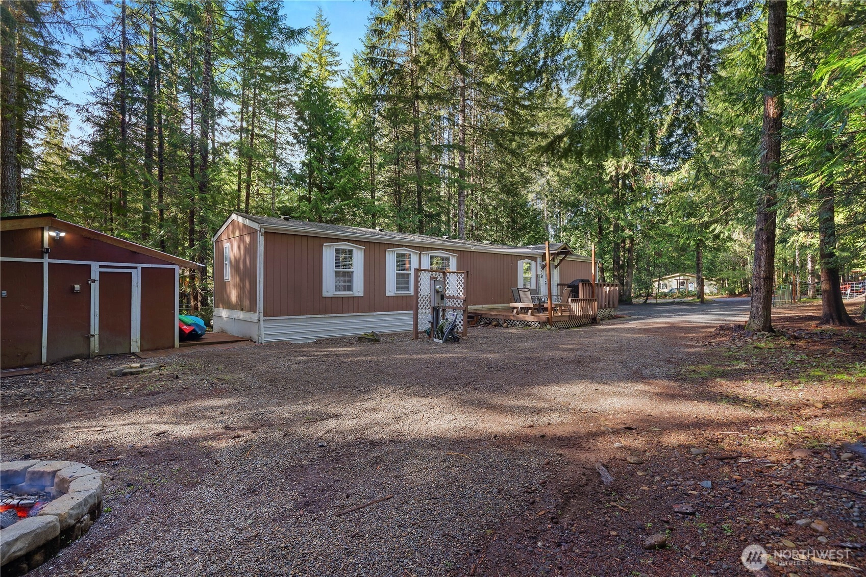 300 N Mount Jupiter Hoodsport WA 98548
