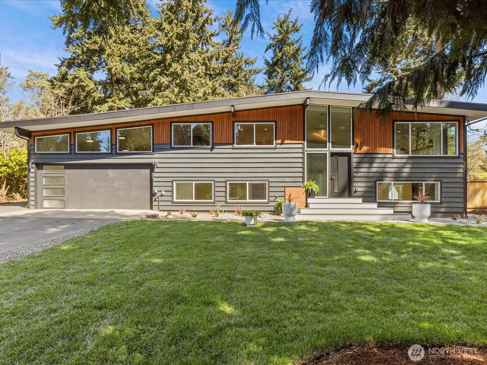 20926 Marine View Dr SW Normandy Park WA 98166