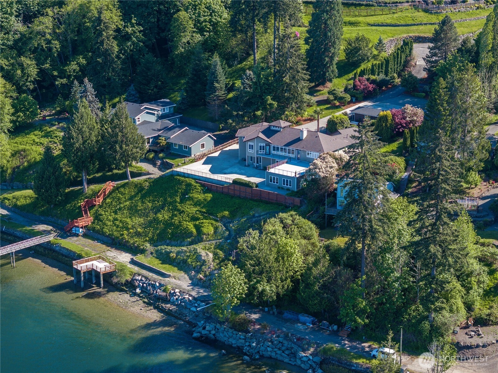 402 3rd Ln Fox Island WA 98333