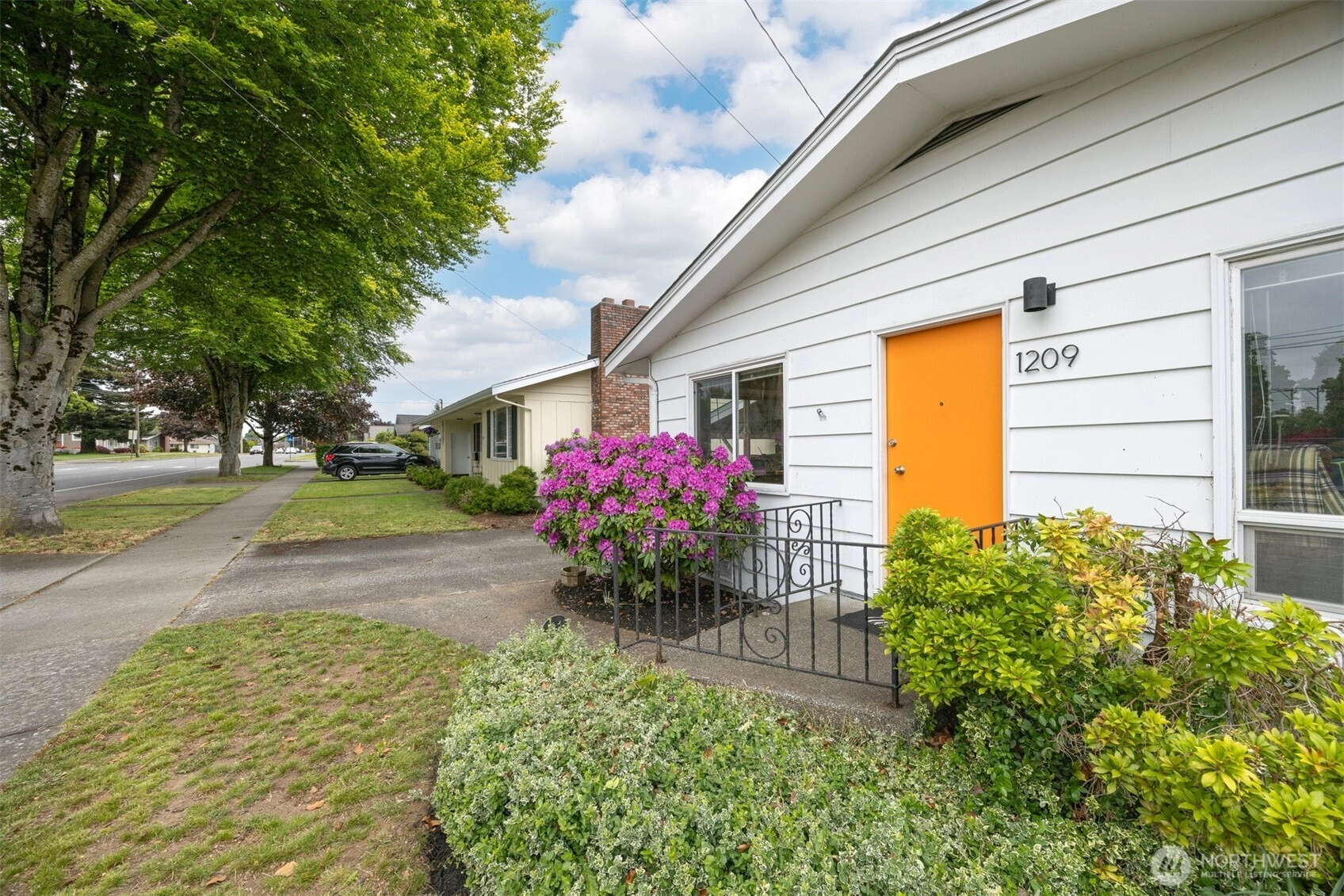 1209 Grover St Unit  Lynden WA 98264