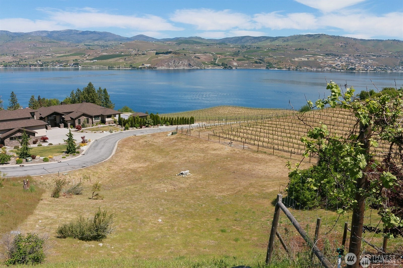 353 Karma Kanyon Dr Unit  Chelan WA 98816