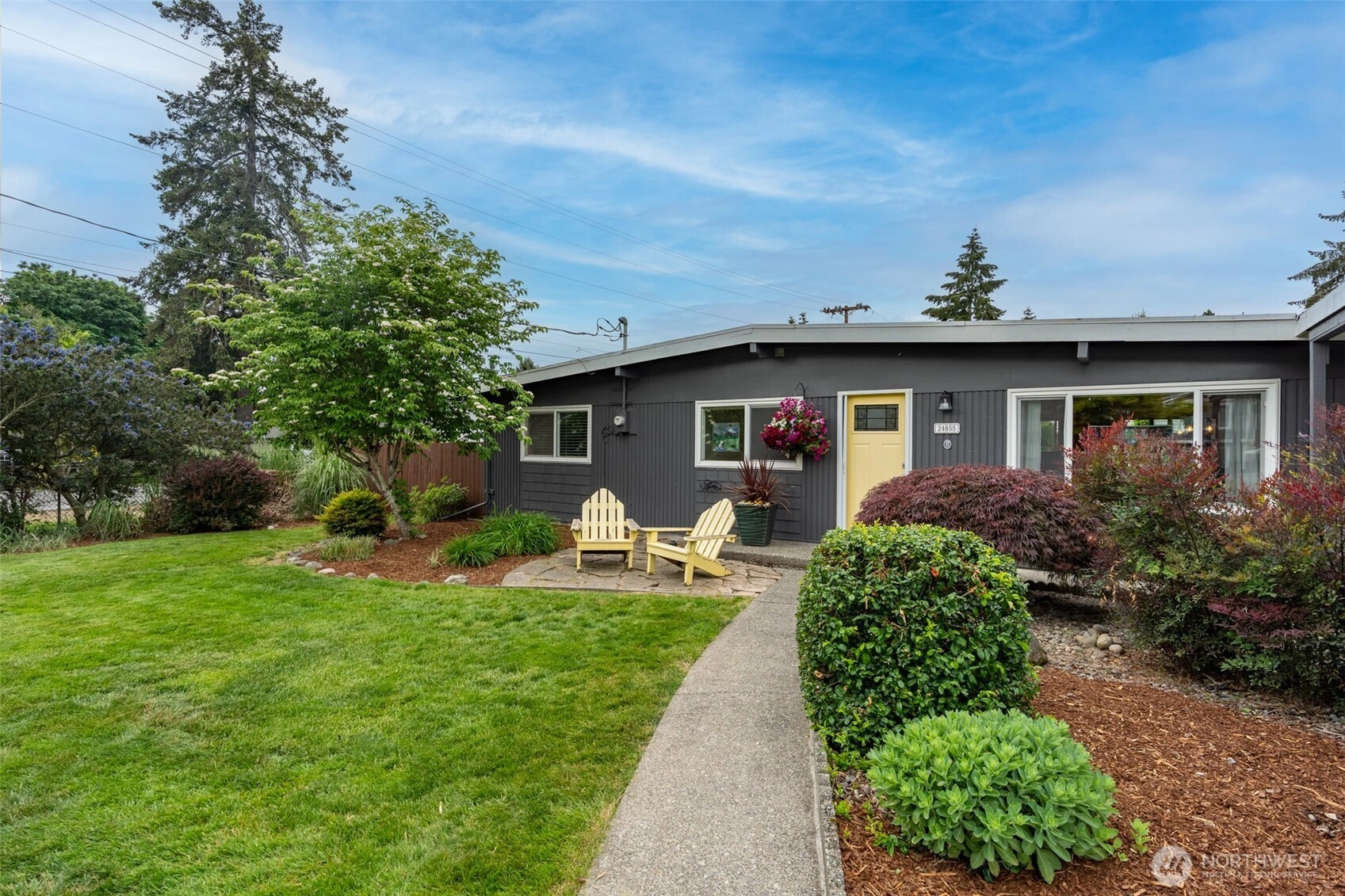 24855 16th Ave S Des Moines WA 98198
