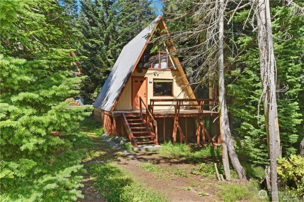 10 Olson Dr N Snoqualmie Pass WA 98068