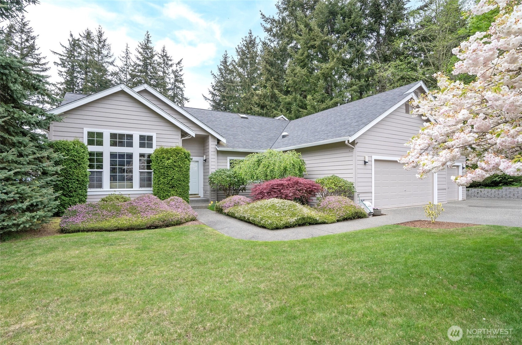 801 Jewil Dr Fox Island WA 98333
