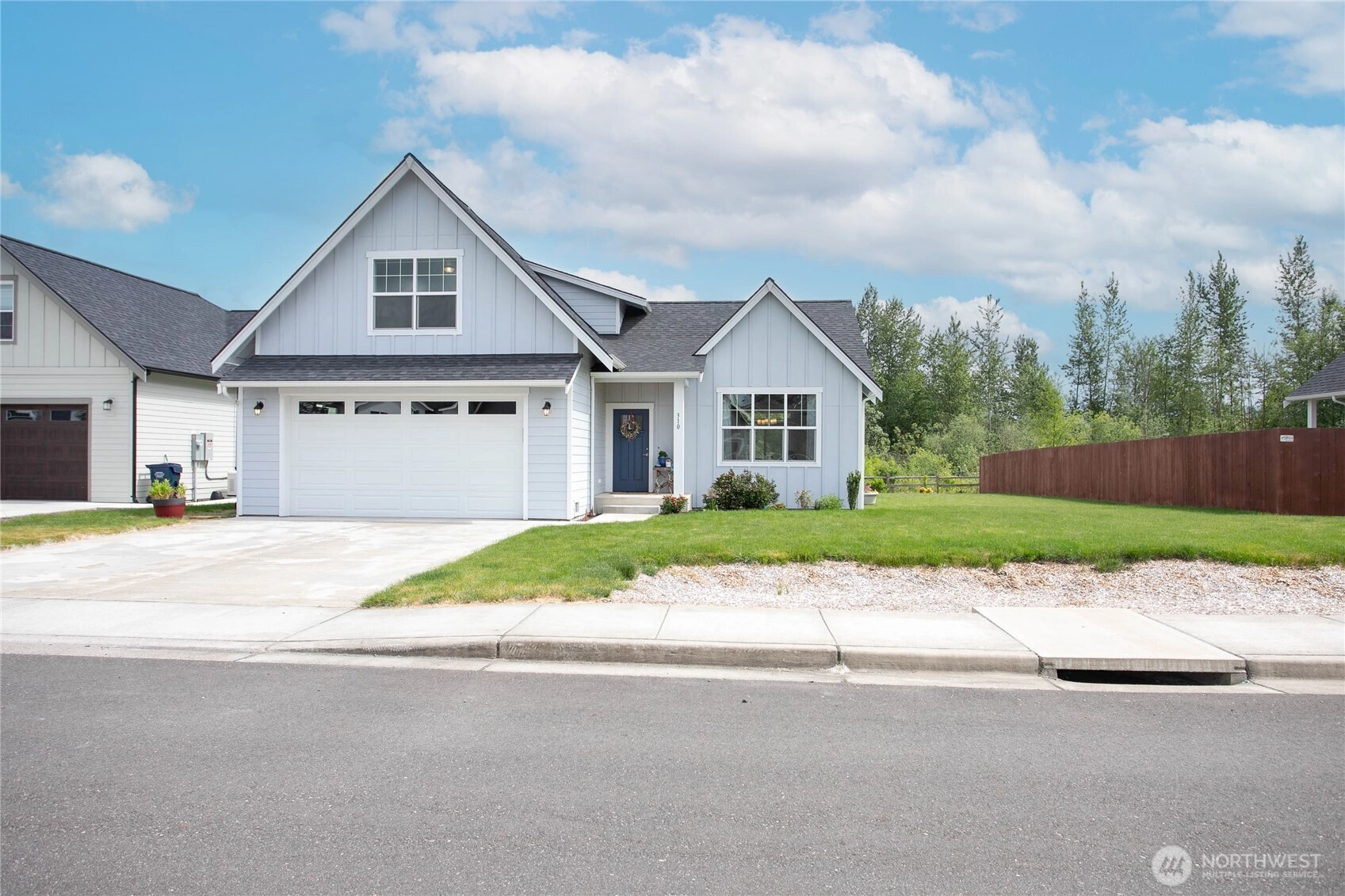 310 Daybreak Ln Nooksack WA 98276