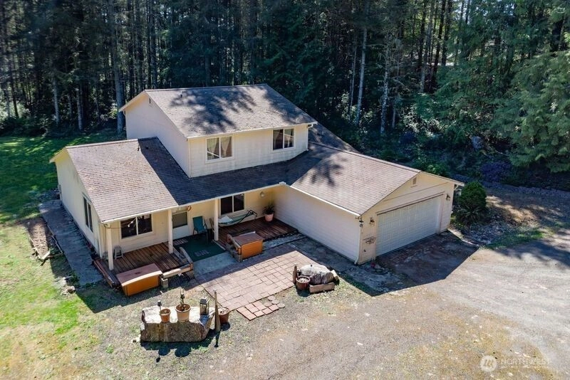 77 Chickadee Ln Quilcene WA 98376