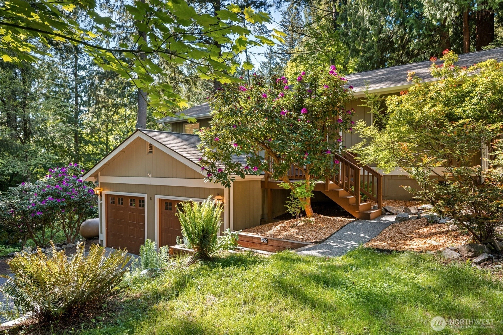 6 Inglewood Pl Bellingham WA 98229