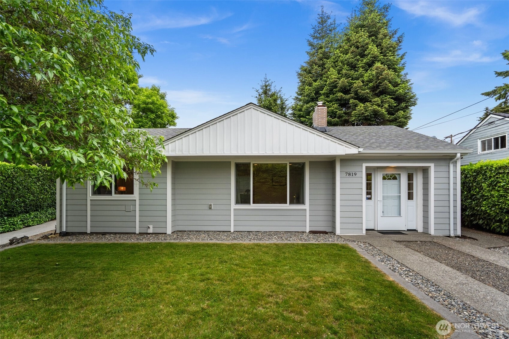 7819 28th St W Unit  University Place WA 98466
