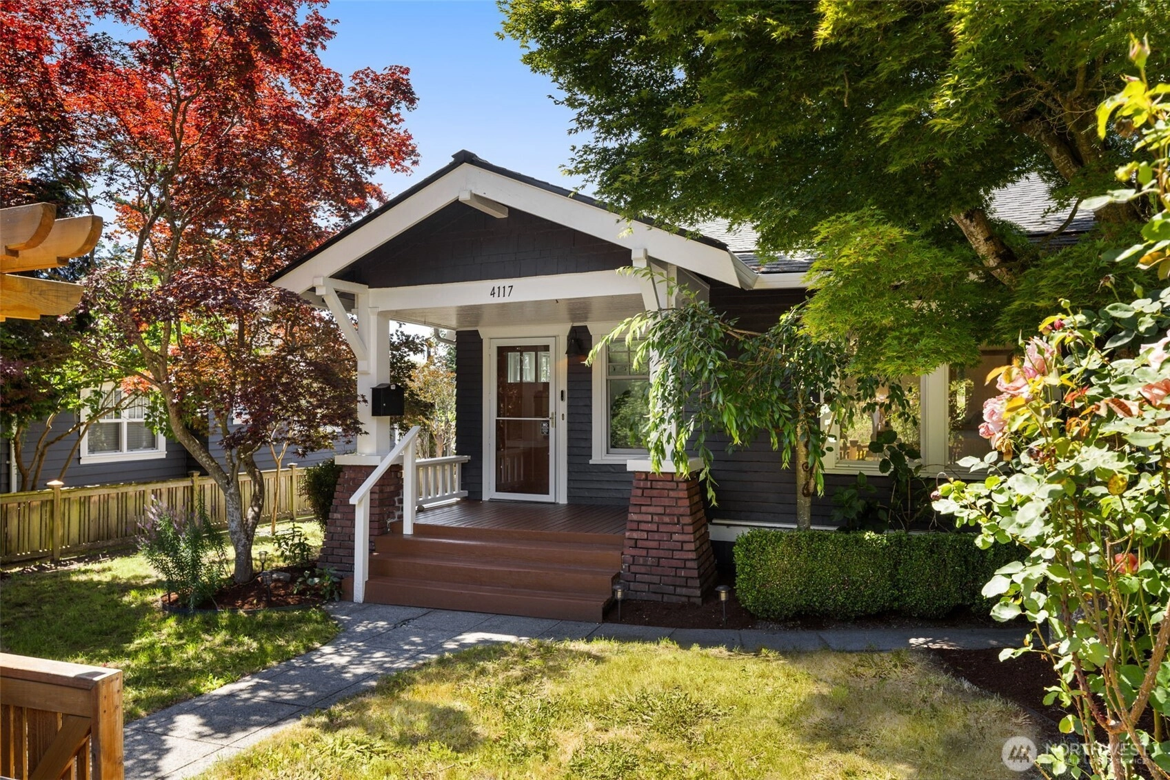 4117 45th Ave SW Seattle WA 98116