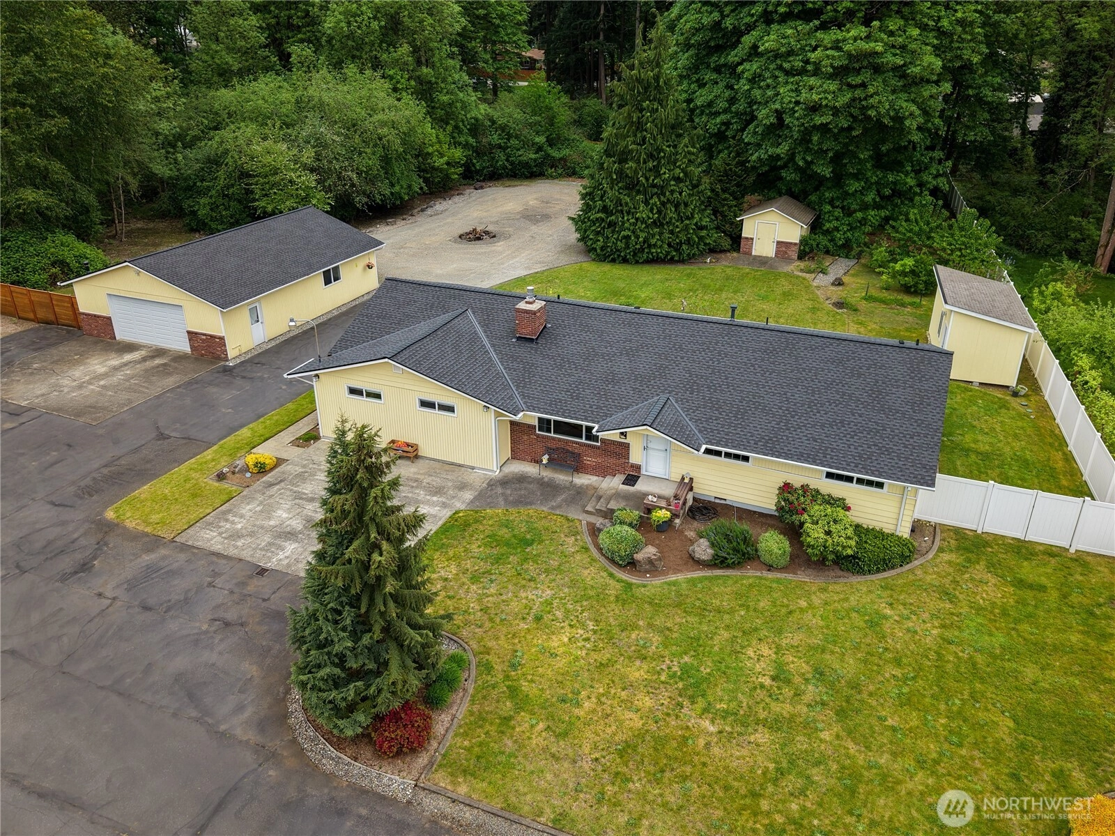 2727 108th Ave E Edgewood WA 98372
