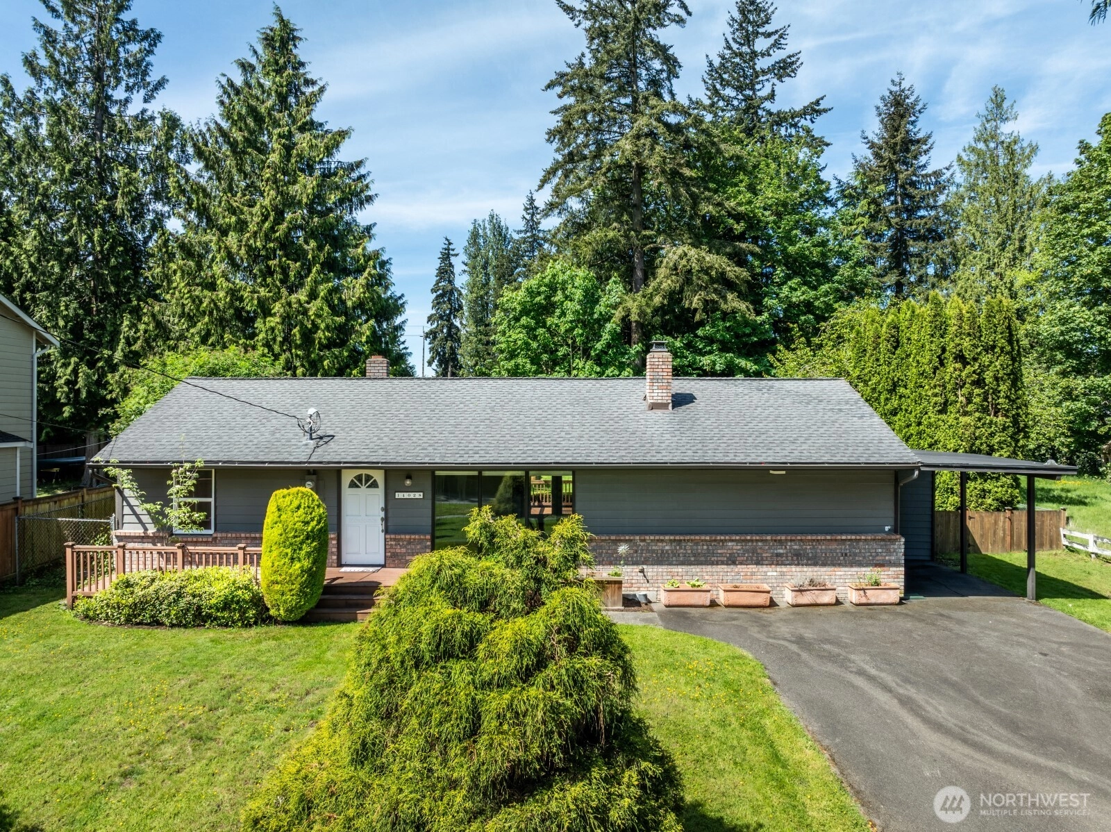 14028 Serene Way Unit  Lynnwood WA 98087