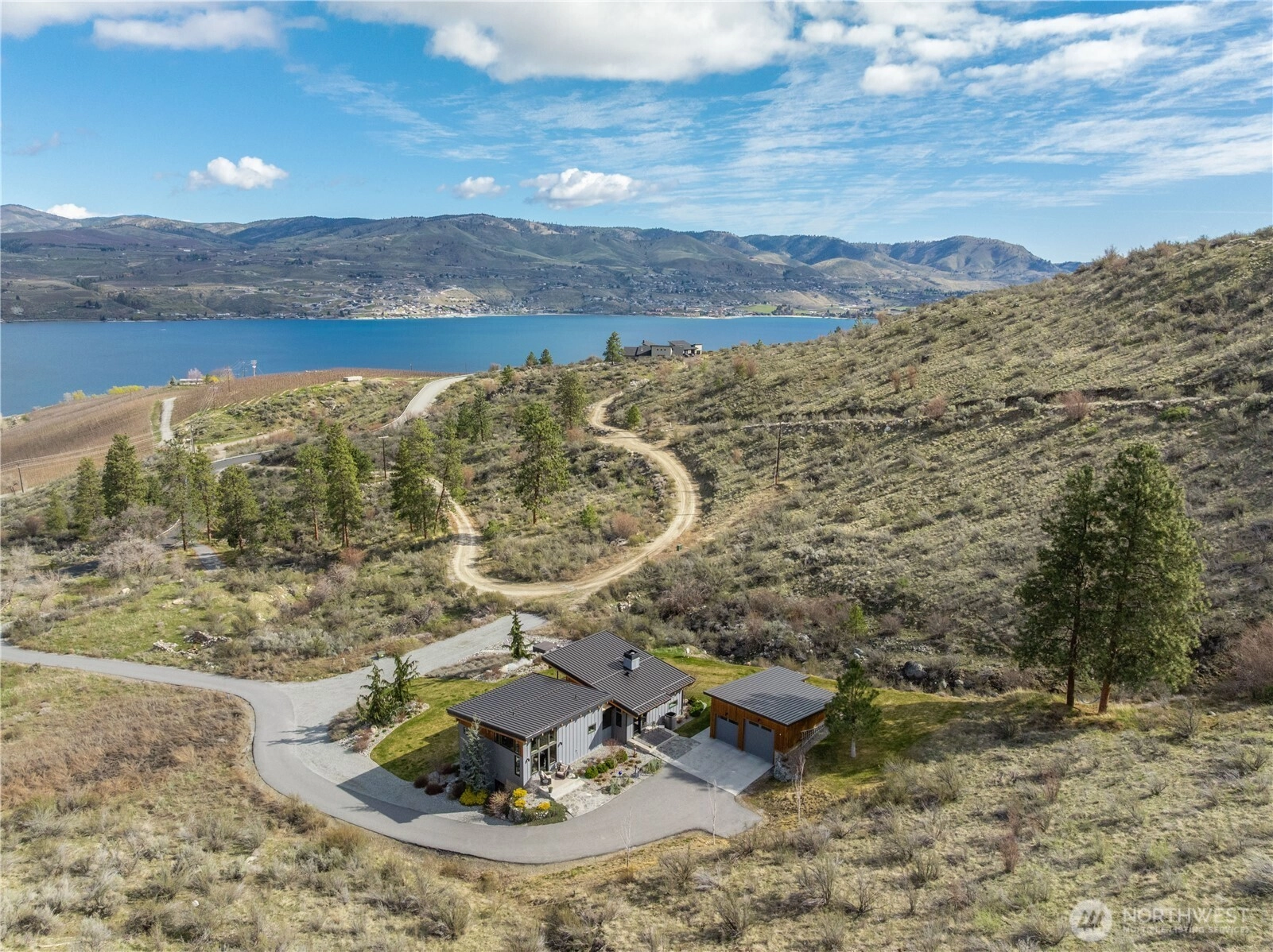 111 Hawks Meadow Rd Chelan WA 98816