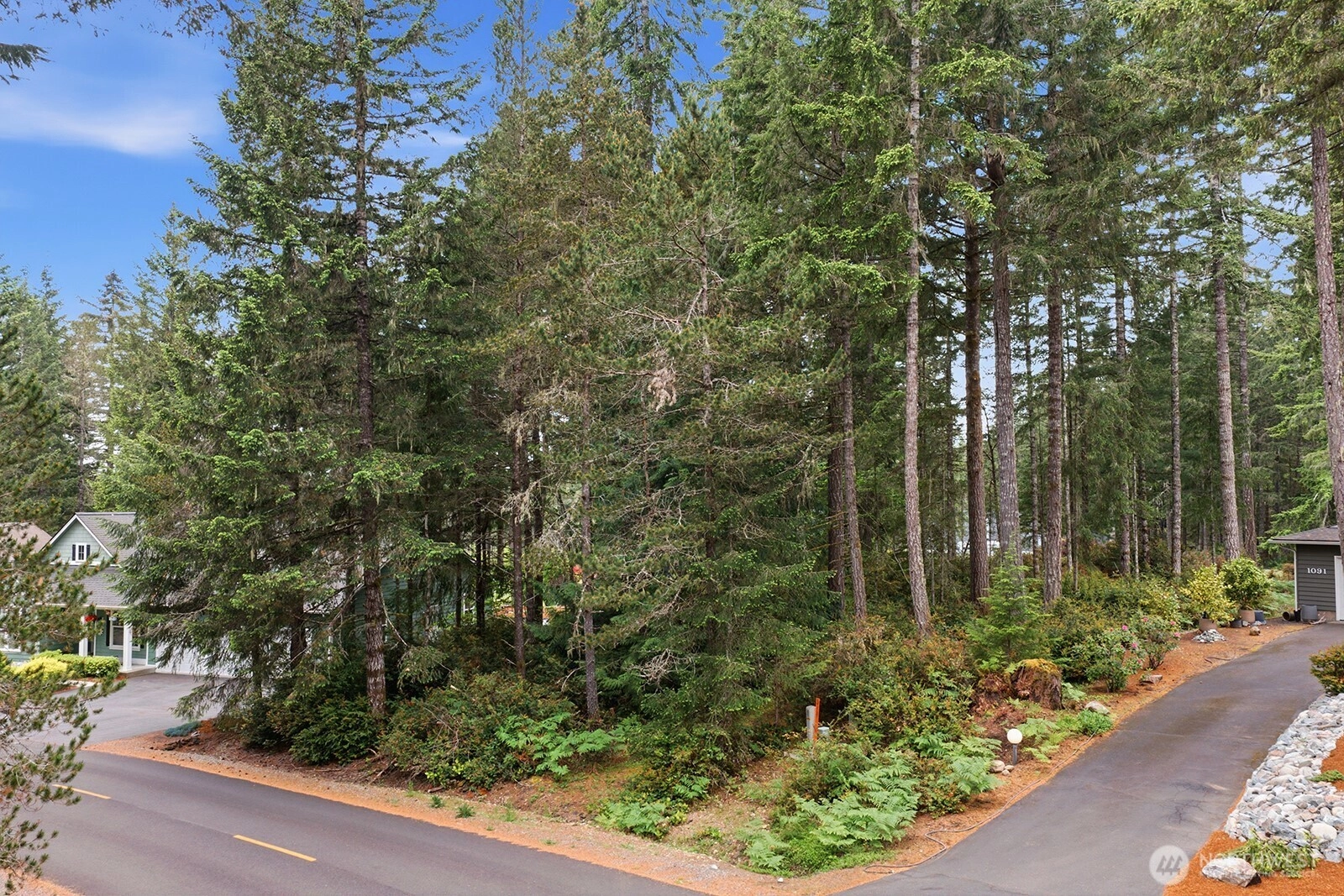 1081 E Vine Maple Ln Unit  Union WA 98592