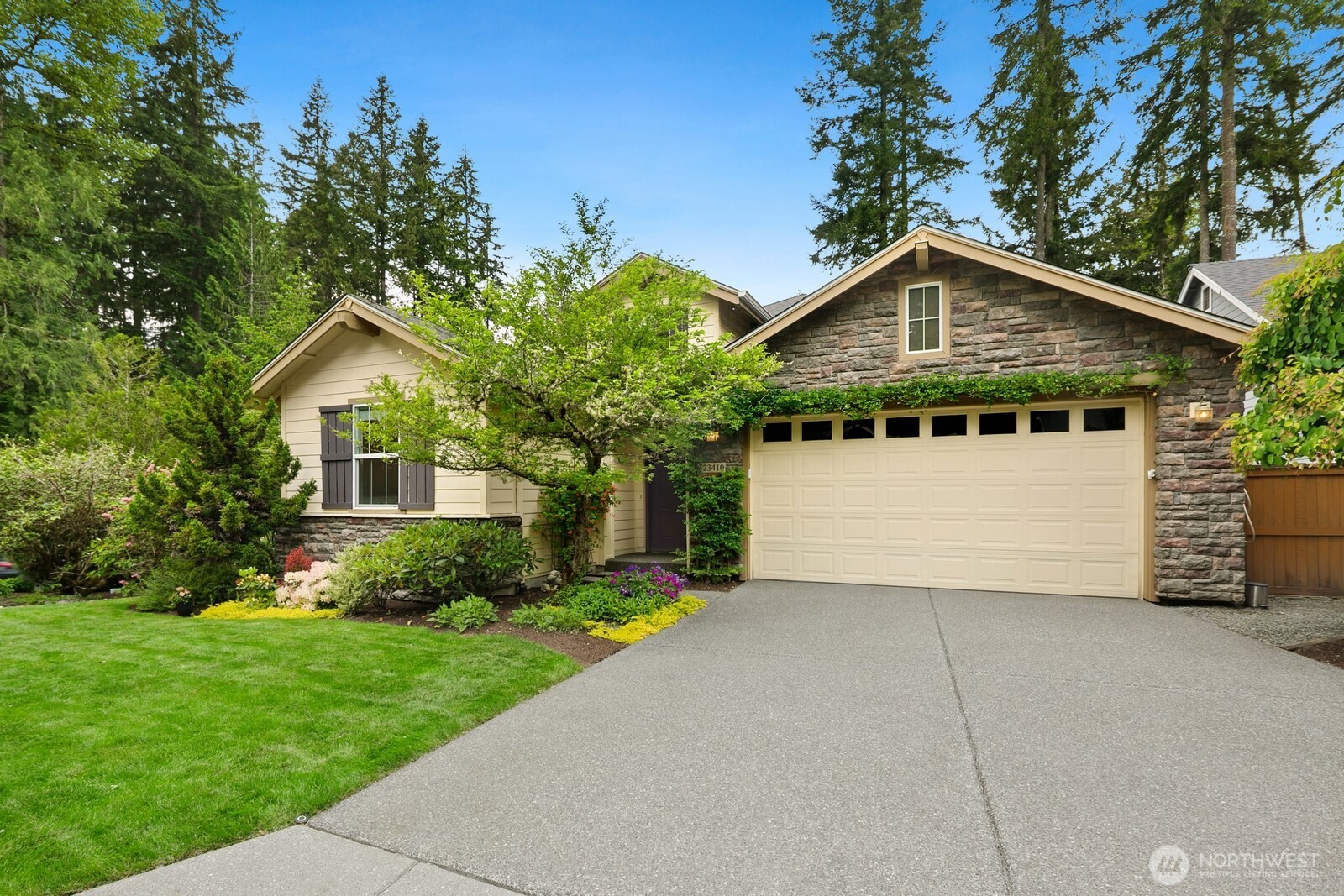 23410 NE 129th Ct Unit  Redmond WA 98053