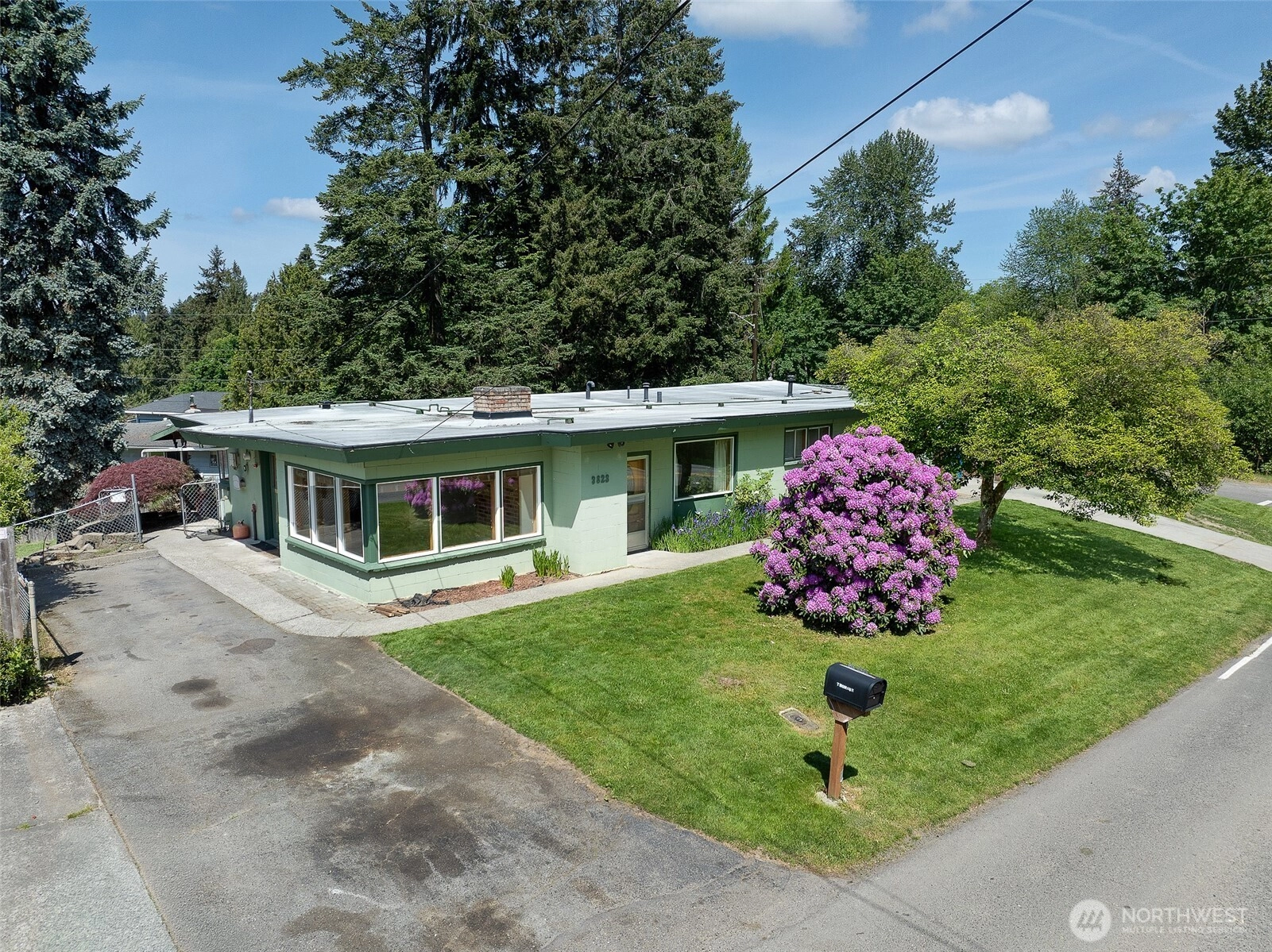 3823 214th St SW Brier WA 98036