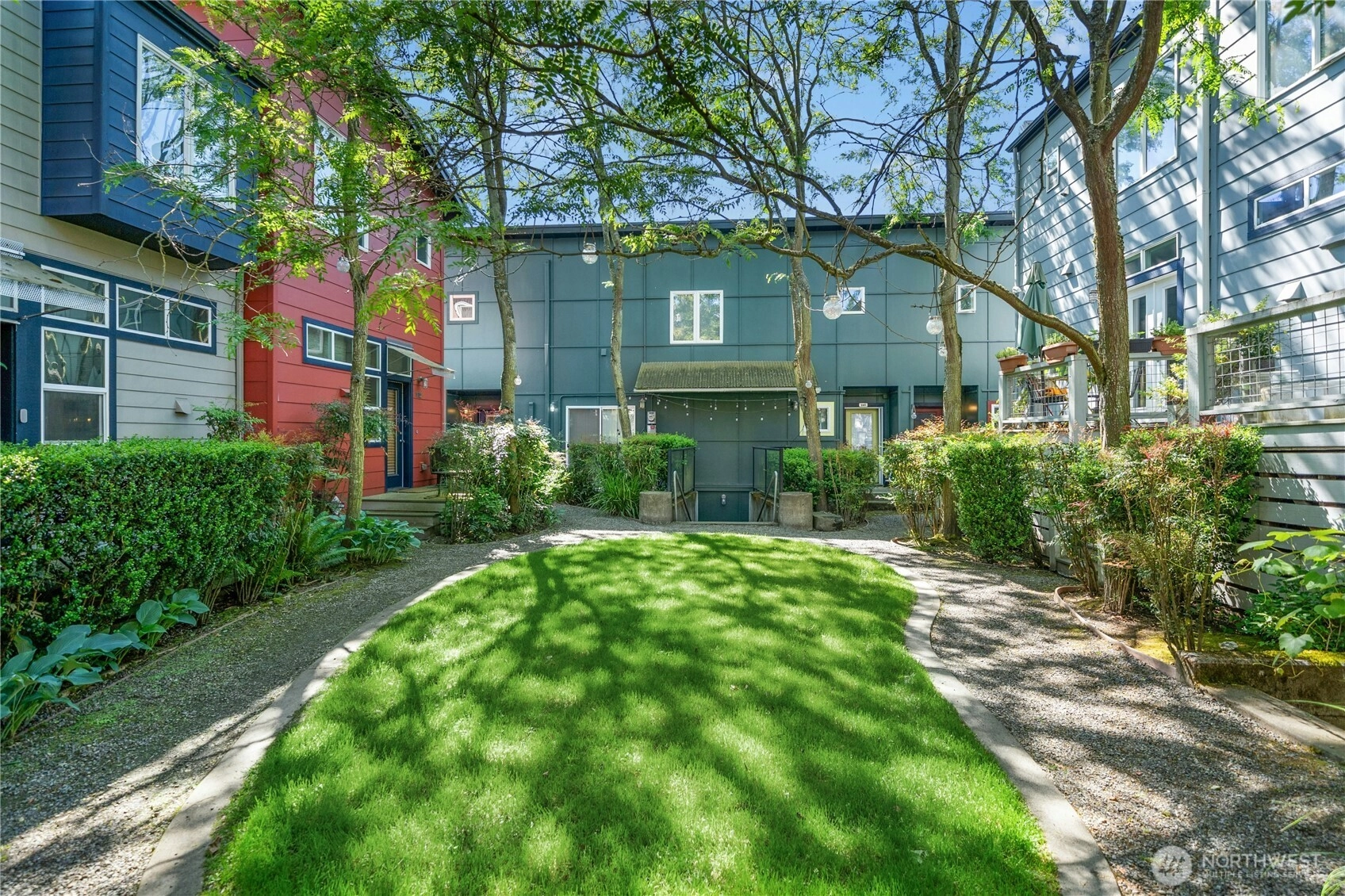 241 11th Ave E Unit  Seattle WA 98102